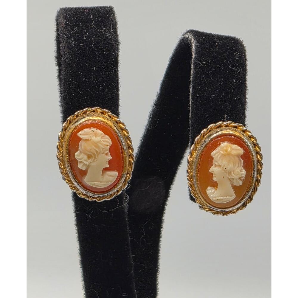 Vintage Cameo Clip On Earrings Orange Gold Tone Oval
